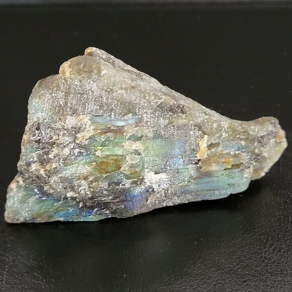Labradorite Mineral Polished on one side - Picture 4 of 5